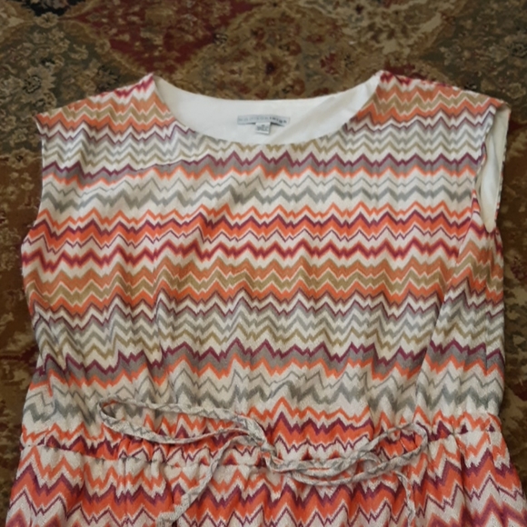 madison leigh Dresses & Skirts - Adorable stretchy chevron dress